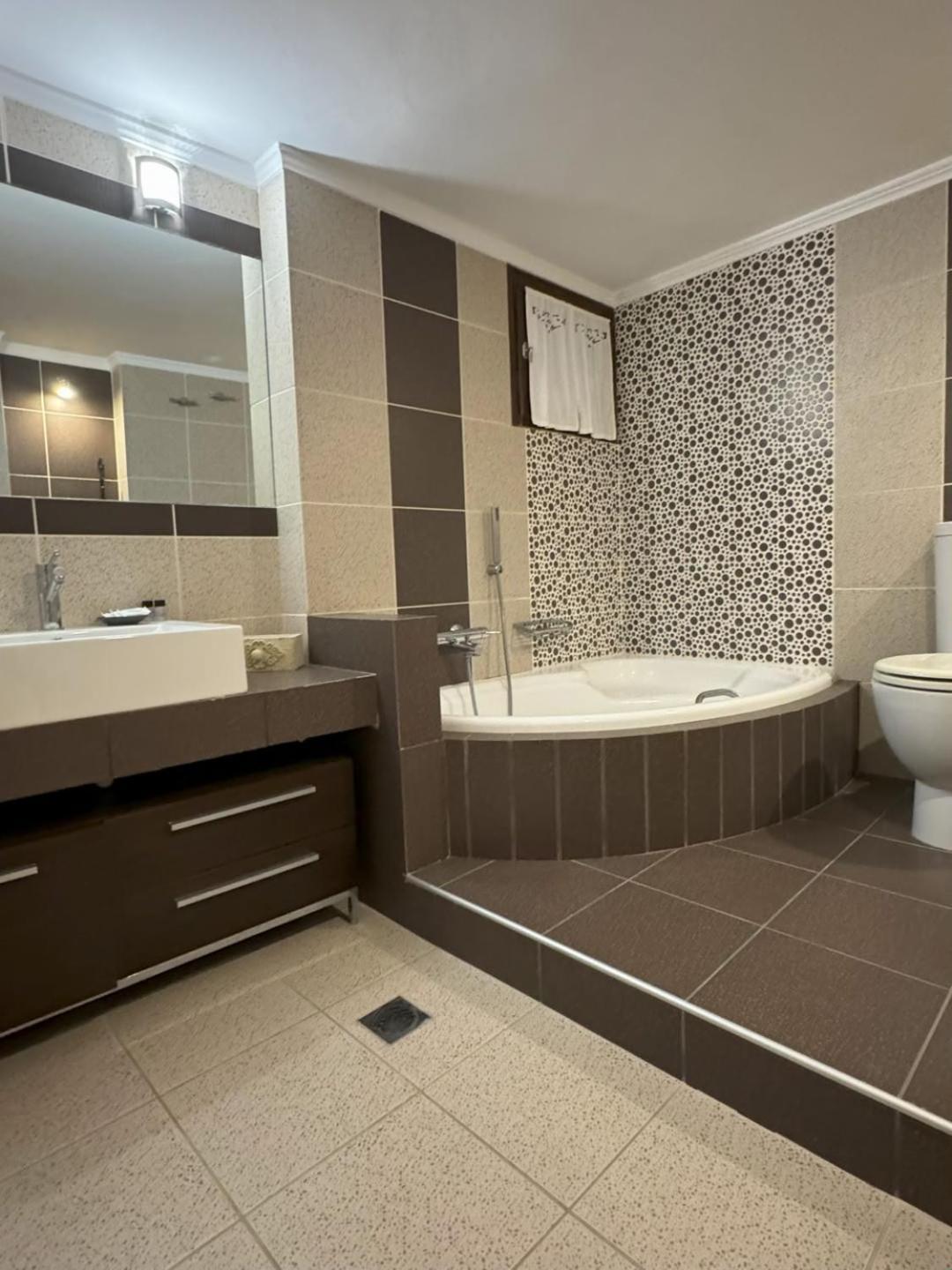 Araucaria Home Ликсури Экстерьер фото