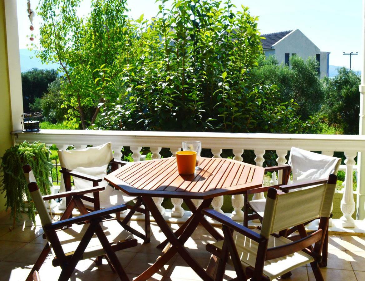Araucaria Home Ликсури Экстерьер фото